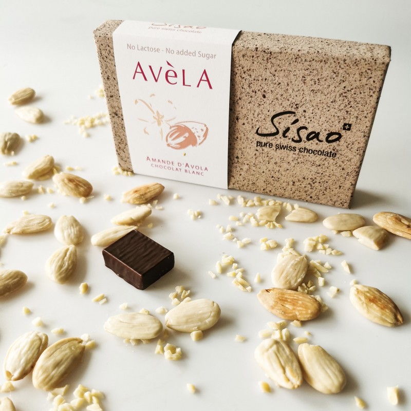 Avèla Amande d'Avola chocolat blanc
